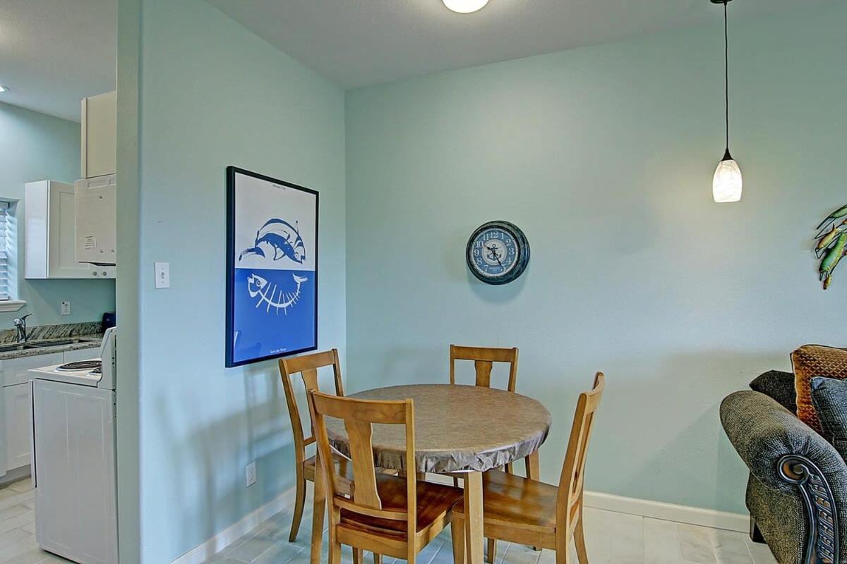 Captain Quarter'S 1 Bedrm Unit At Sea Isle Village Port Aransas Exterior photo