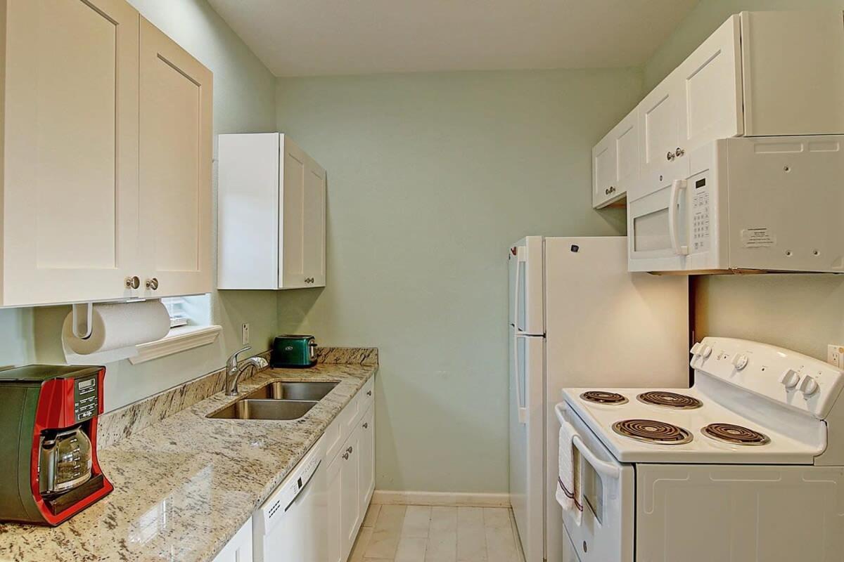 Captain Quarter'S 1 Bedrm Unit At Sea Isle Village Port Aransas Exterior photo