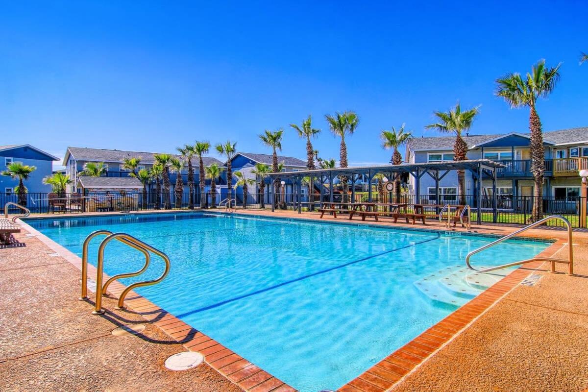 Captain Quarter'S 1 Bedrm Unit At Sea Isle Village Port Aransas Exterior photo
